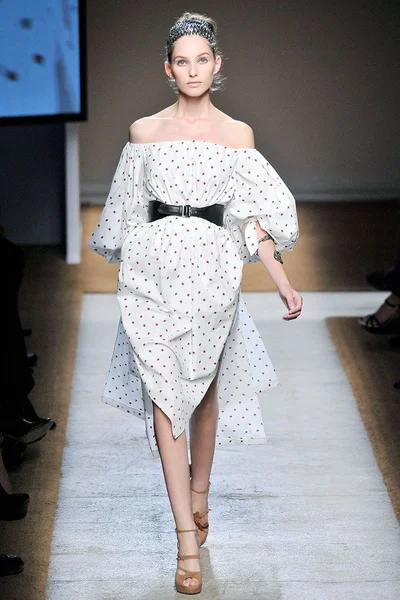 Look 34